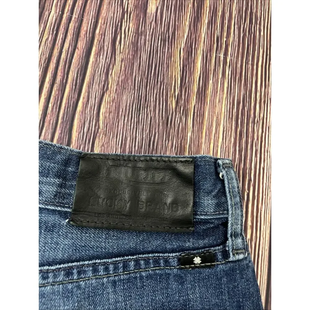 Lucky Brand 121 Heritage Slim Triumph Jeans Mens Size 38x32 (Measures 38x32)